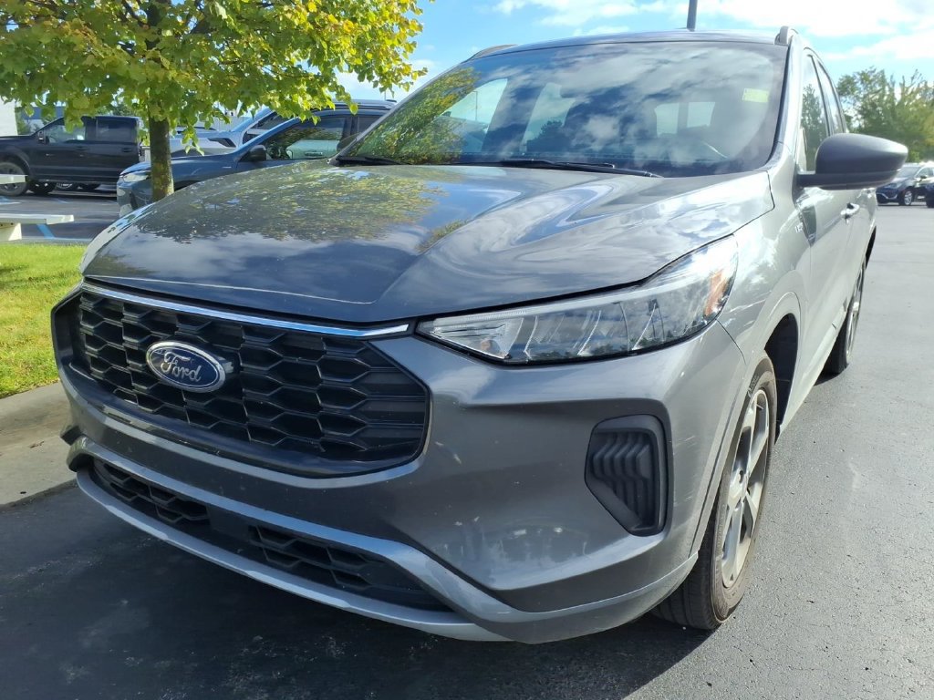 Used 2024 Ford Escape ST-Line w/ Tech Pack #1
