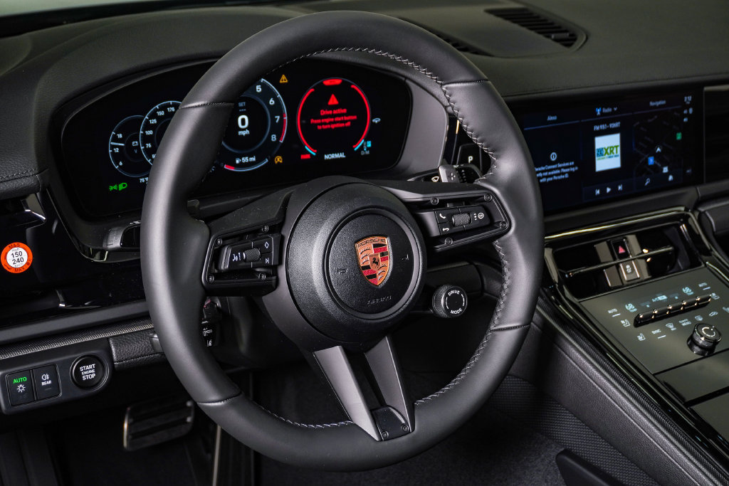New 2026 Porsche Panamera 4 AWD/4WD image 18