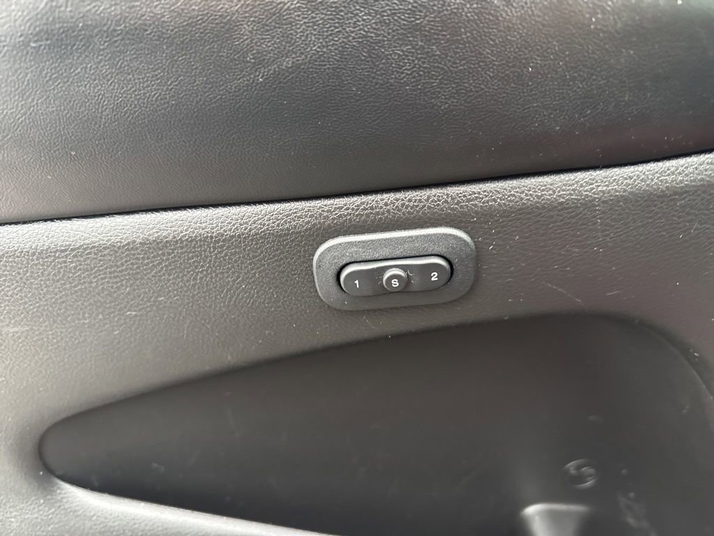 Used 2020 Jeep Grand Cherokee Limited image 25