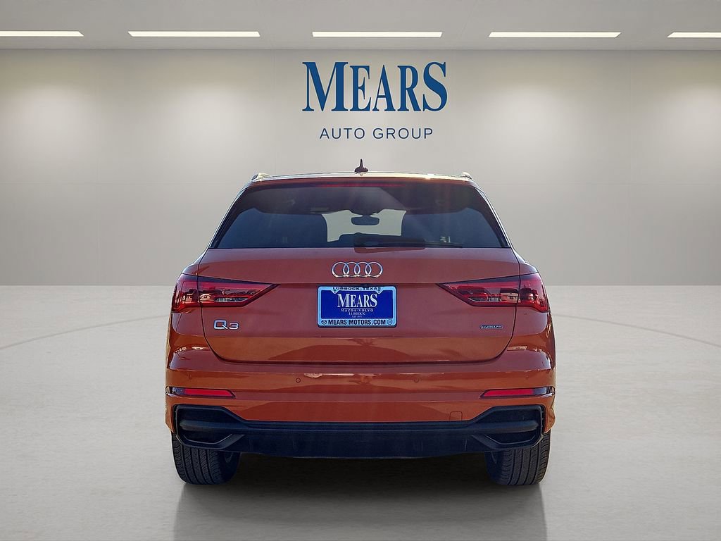 Used 2023 Audi Q3 2.0T Premium image 15
