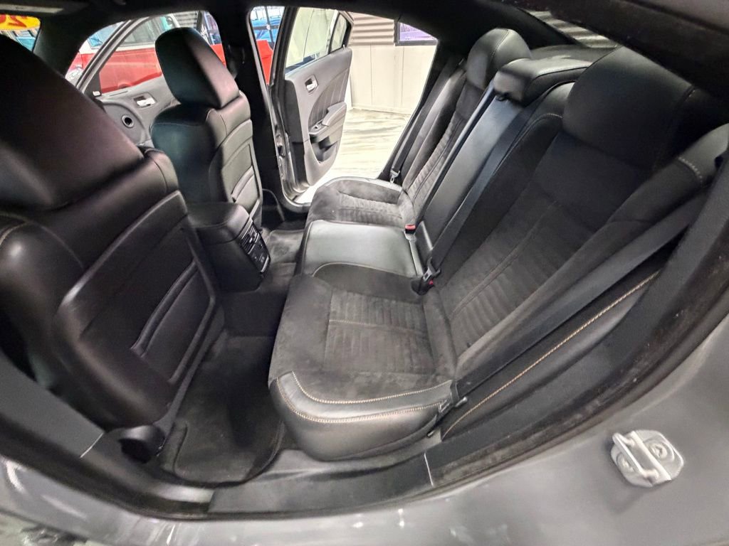 Used 2018 Dodge Charger R/T image 44