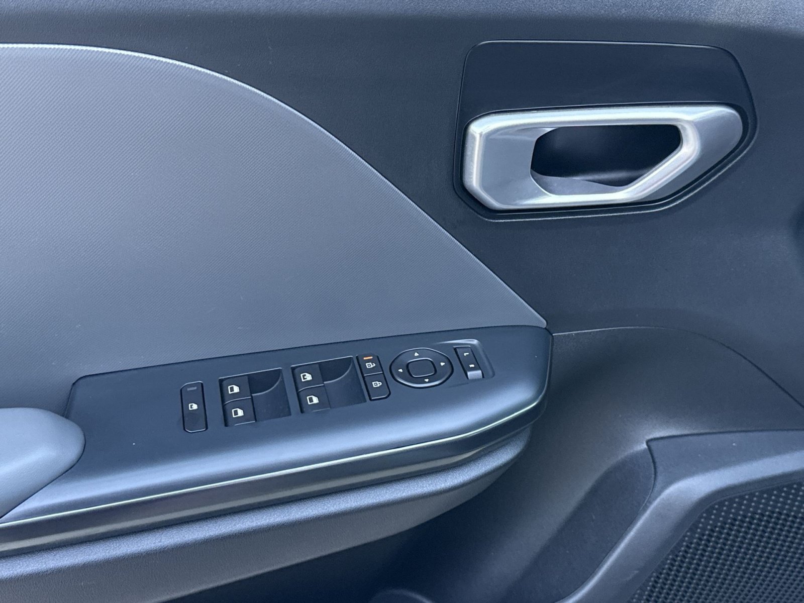 Used 2025 Kia K4 FWD image 20