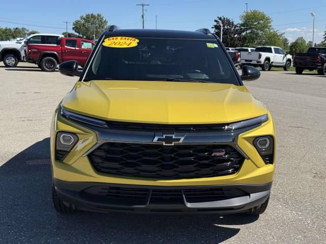 Used 2024 Chevrolet TrailBlazer RS AWD/4WD image 3