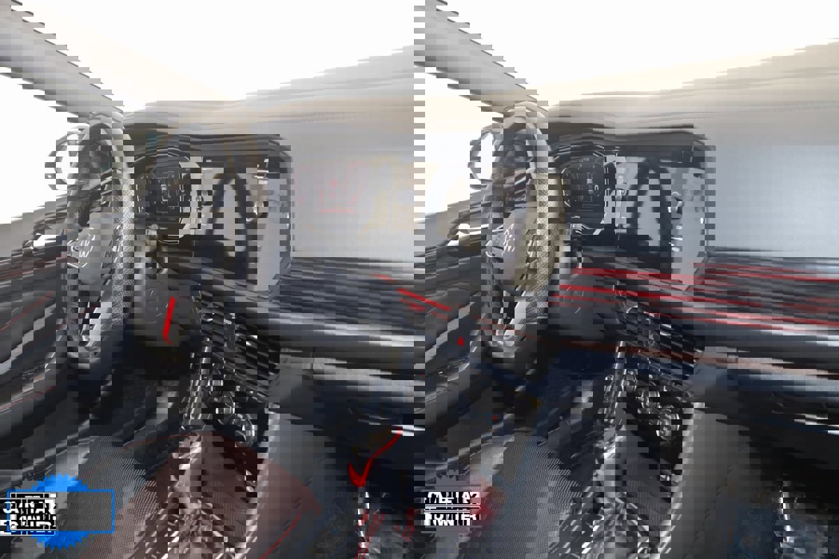 Used 2024 Volkswagen Jetta GLI Autobahn image 42