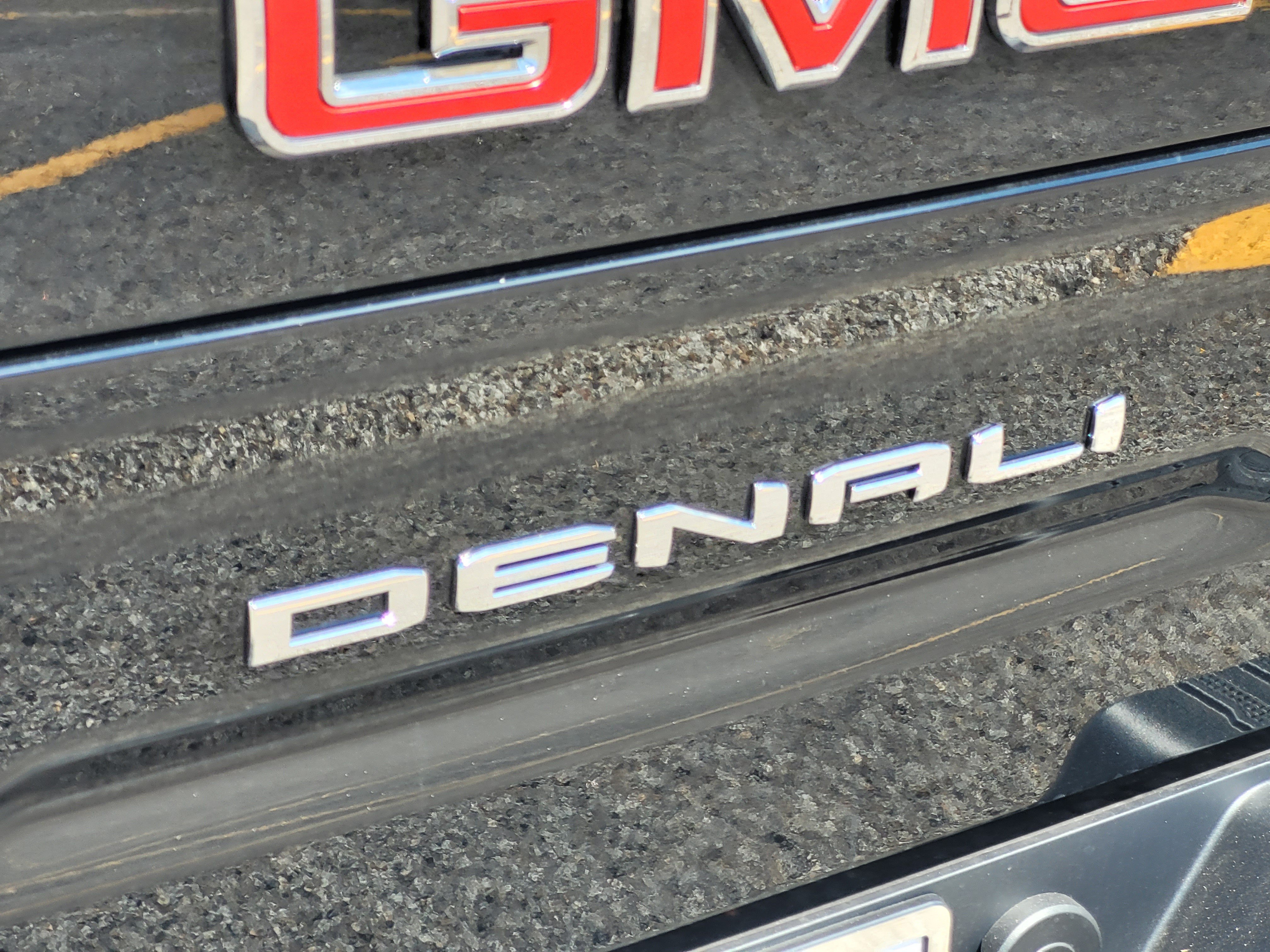 New 2026 GMC Sierra 1500 Denali w/ Denali Reserve Package AWD/4WD image 8