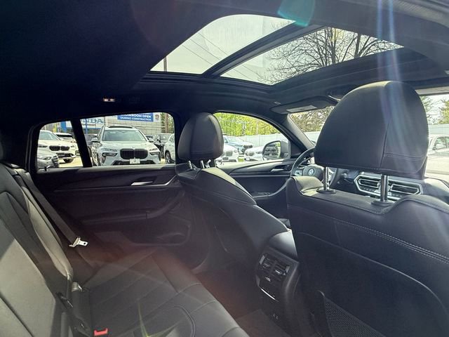 Certified 2023 BMW X4 xDrive30i w/ Premium Package image 32