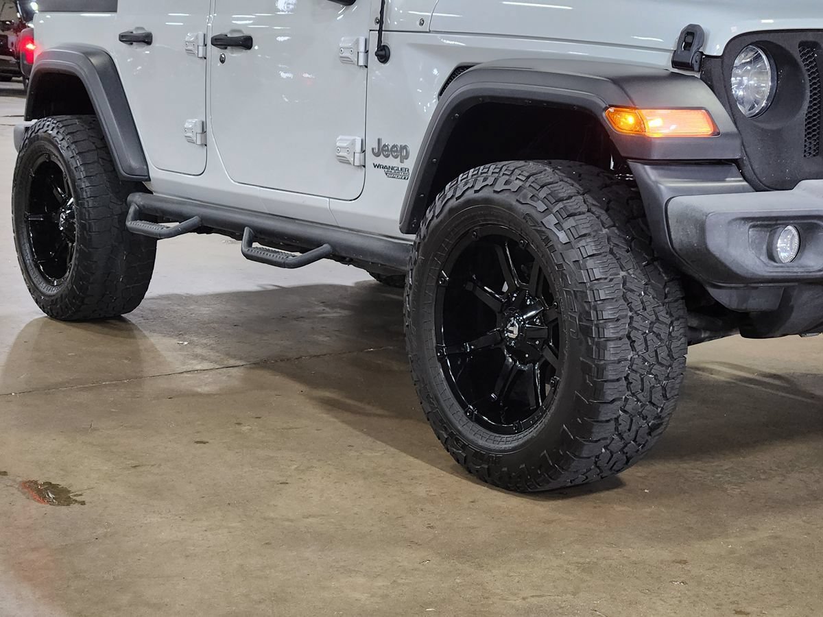 Used 2019 Jeep Wrangler Unlimited Sport S AWD/4WD image 11