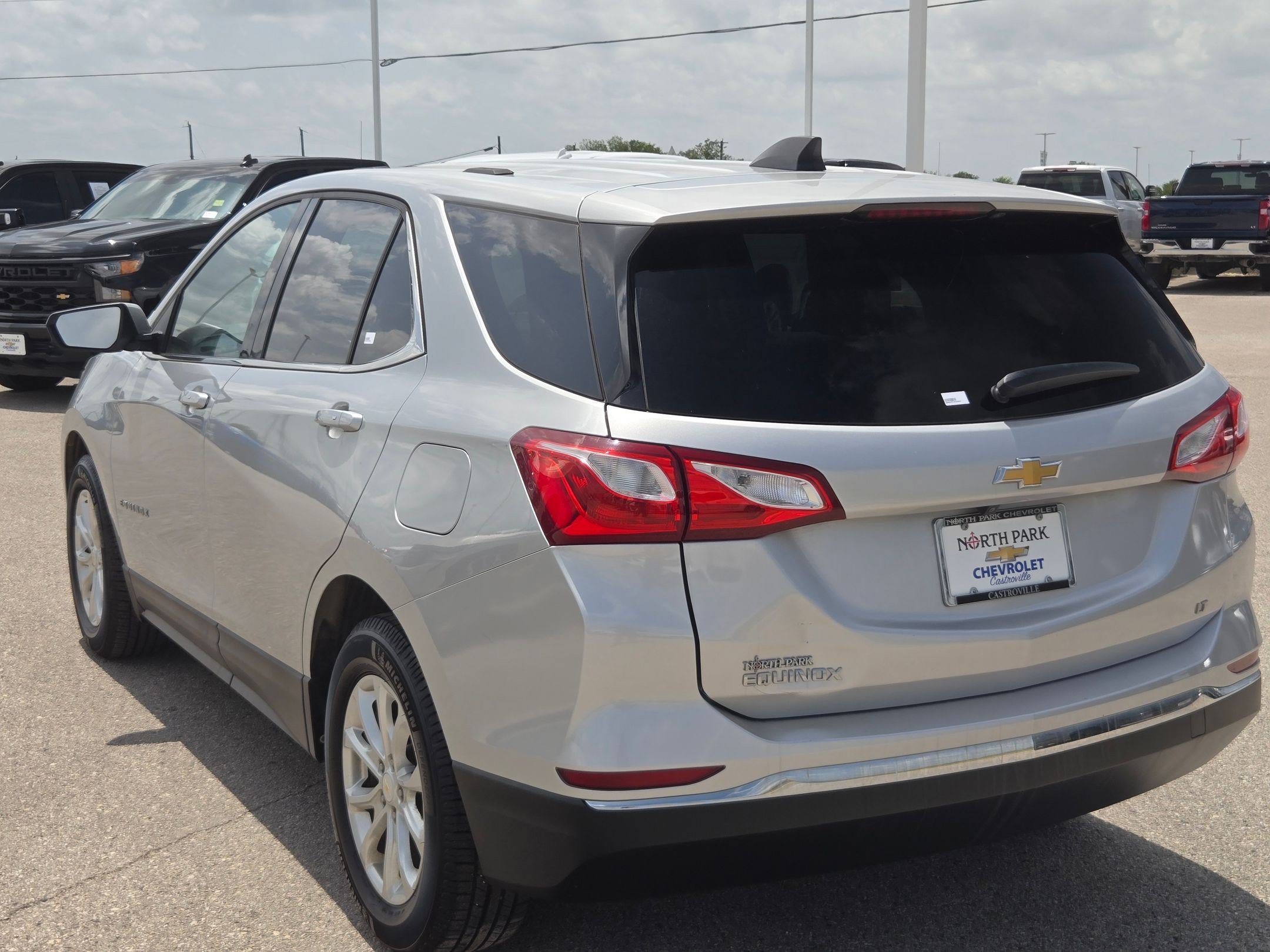 Used 2018 Chevrolet Equinox LT FWD image 5
