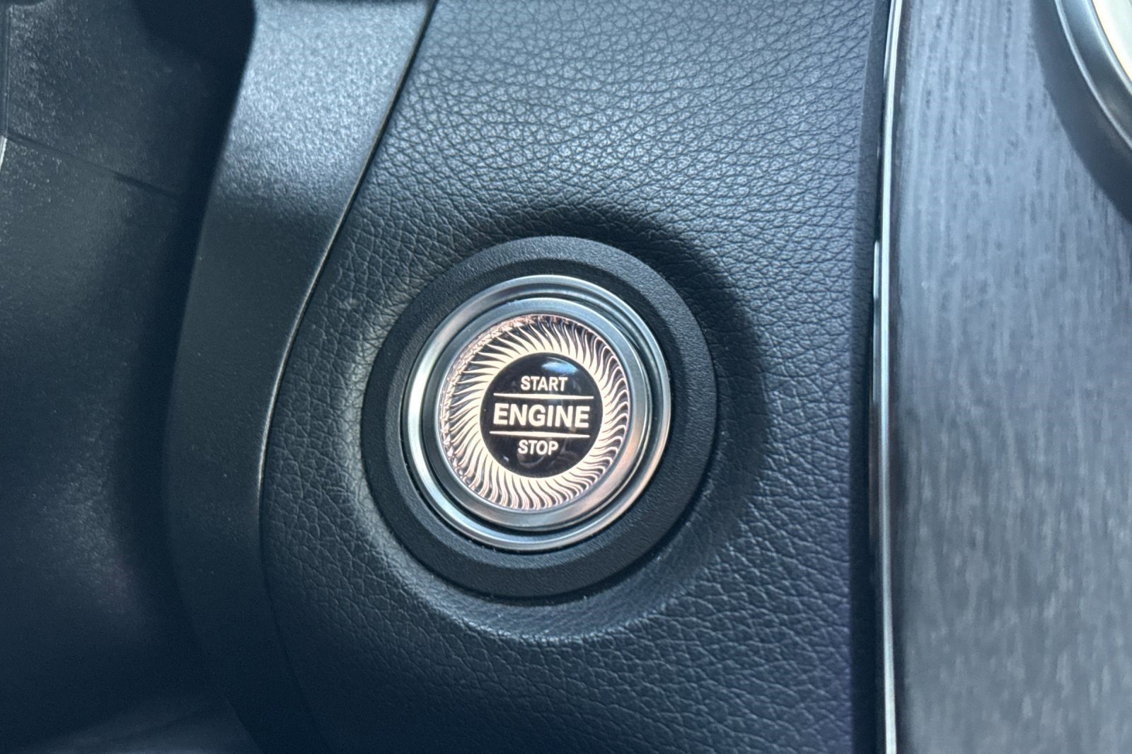 Used 2021 Mercedes-Benz GLC 63 AMG 4MATIC image 34