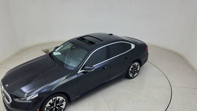 Used 2026 BMW 530i image 81