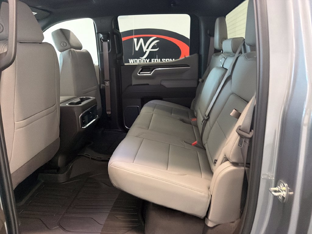 New 2026 GMC Sierra 1500 SLT w/ SLT Premium Package AWD/4WD image 13
