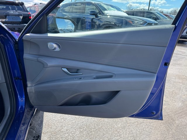 Certified 2023 Hyundai Elantra SEL w/ Cargo Package image 28