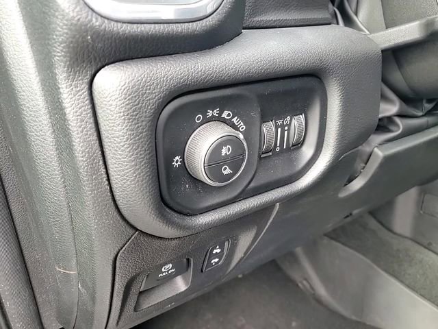 Used 2022 RAM 1500 Laramie w/ Sport Appearance Package image 11