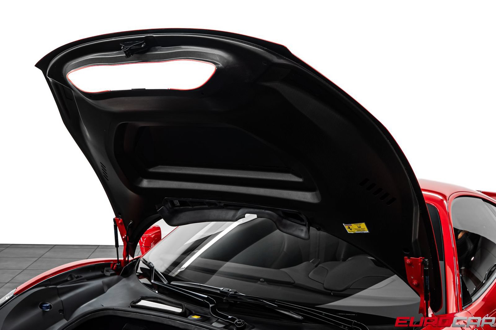 Used 2019 Ferrari 488 Pista Coupe RWD image 10