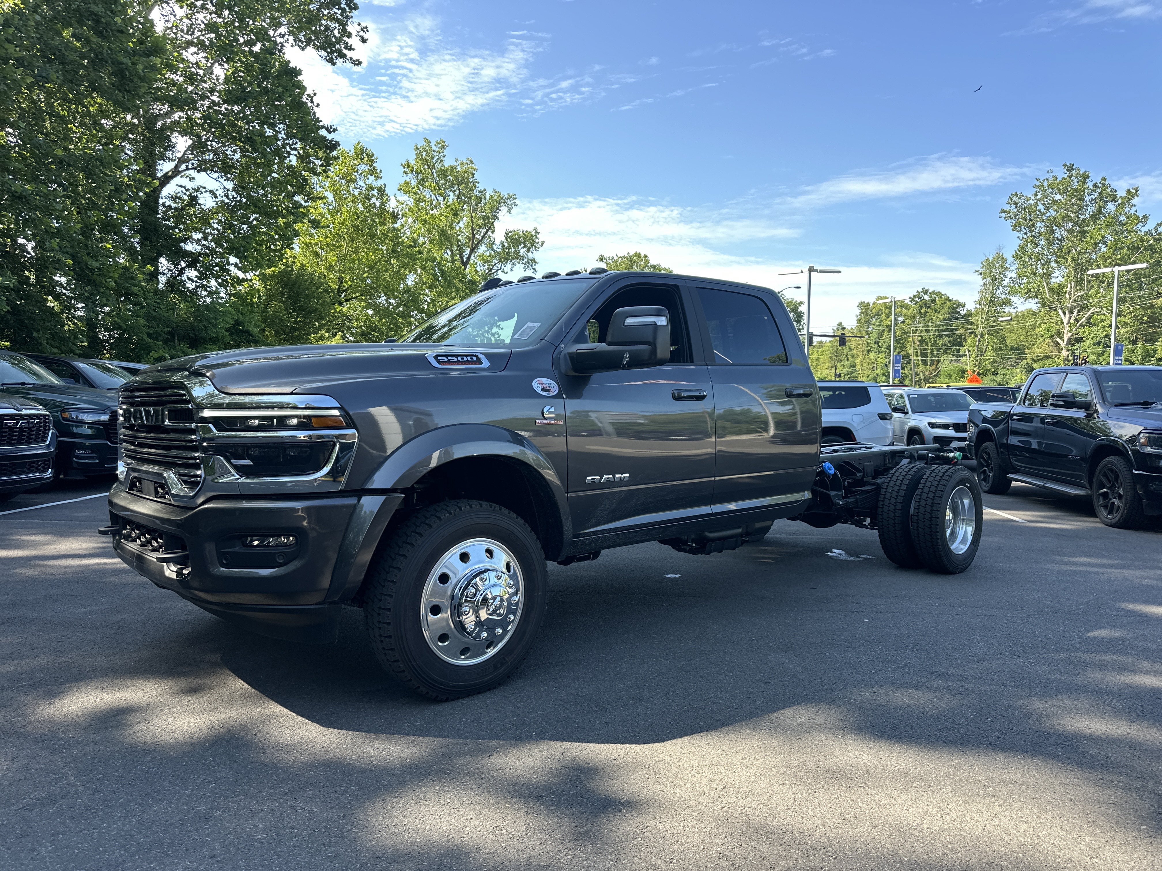 New 2026 RAM 5500 4x4 Crew Cab w/ Laramie Trim Package image 25