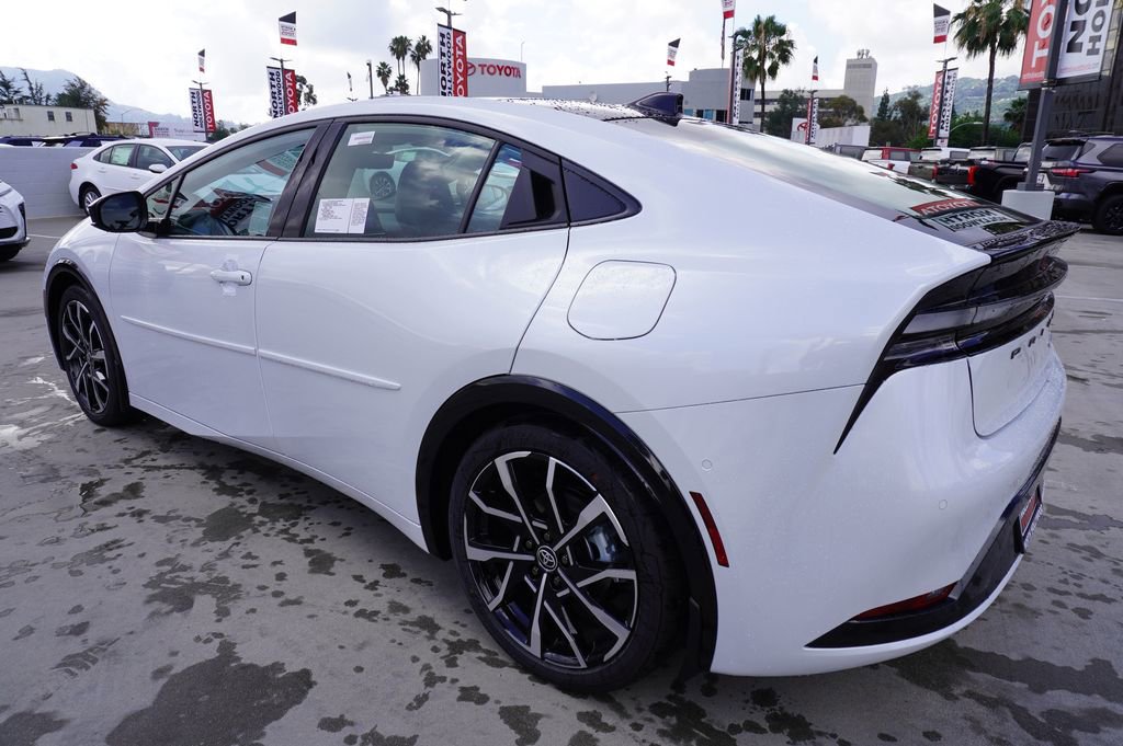 New 2026 Toyota Prius Plug-In Hybrid image 6