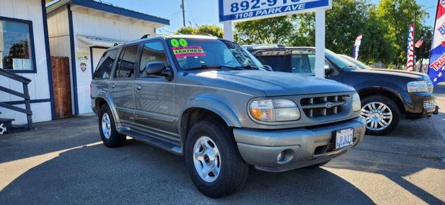 Used 2000 Ford Explorer Limited RWD image 2