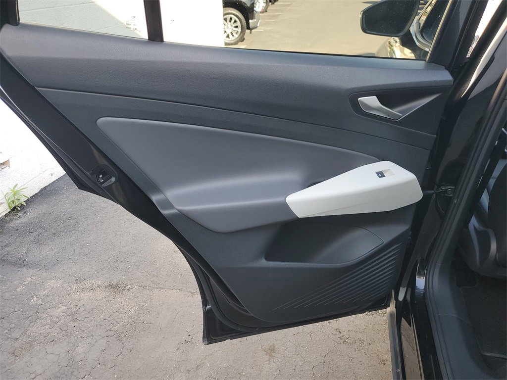 Used 2021 Volkswagen ID.4 1st Edition image 15