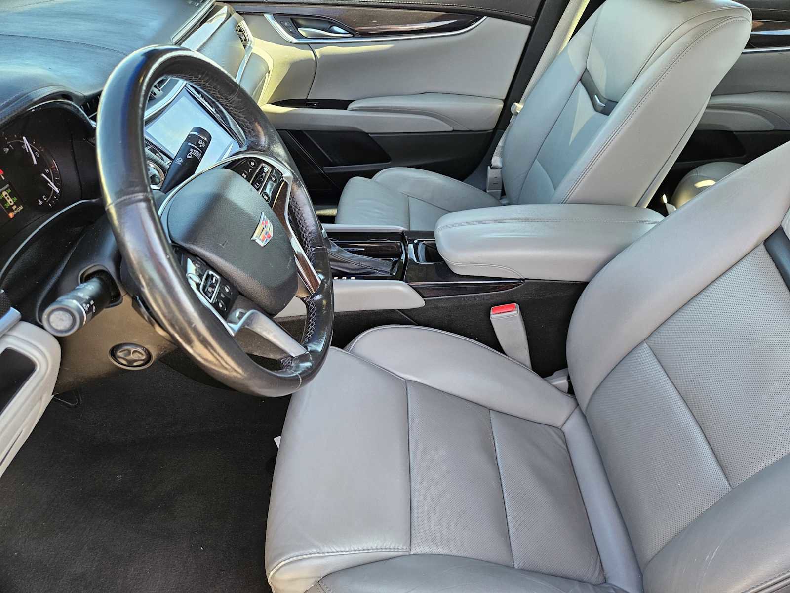 Used 2017 Cadillac XTS Luxury w/ Driver Awareness Package image 13