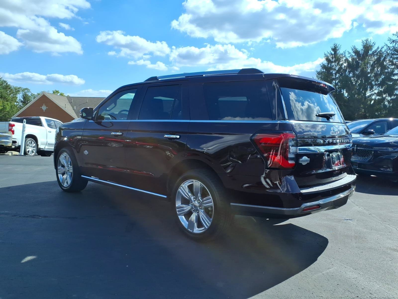 Used 2024 Ford Expedition King Ranch AWD/4WD image 5
