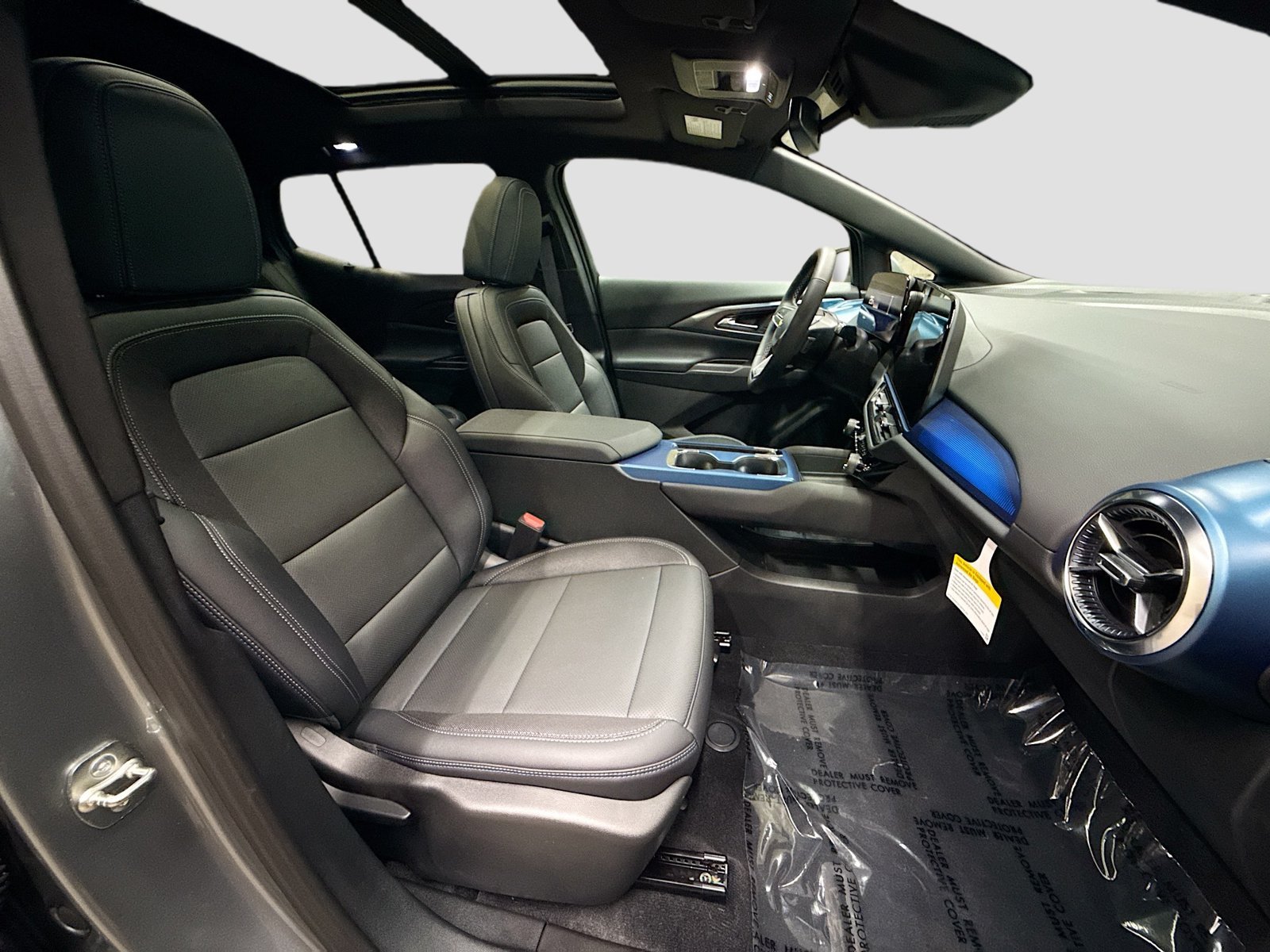 New 2026 Chevrolet Equinox EV LT FWD image 32