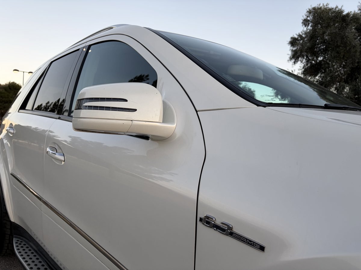 Used 2011 Mercedes-Benz ML 63 AMG 4MATIC image 10