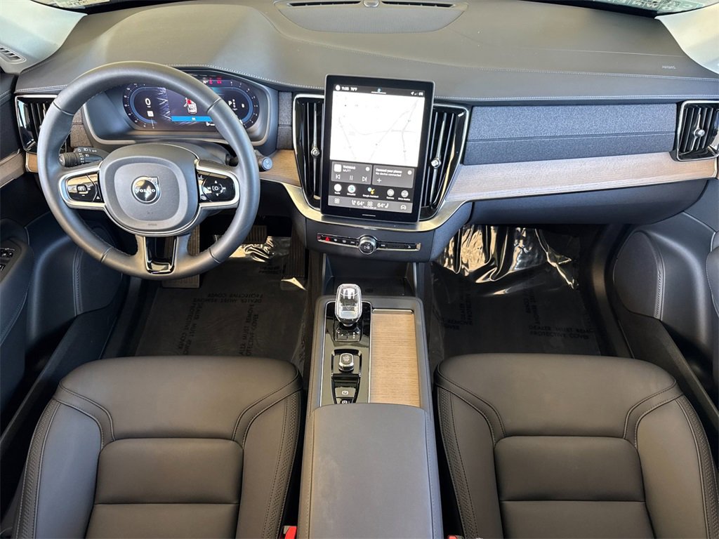 Certified 2025 Volvo XC90 B6 Plus image 12