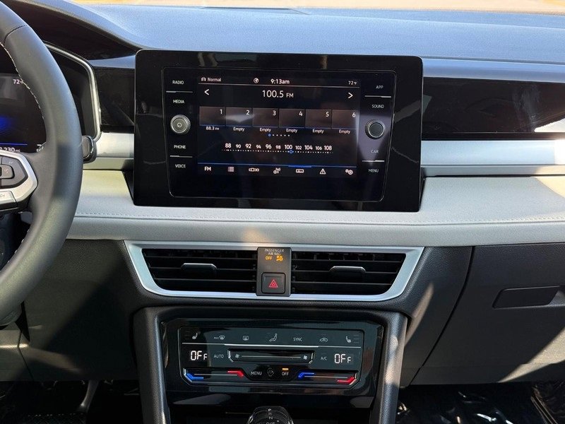 New 2025 Volkswagen Taos SE image 6