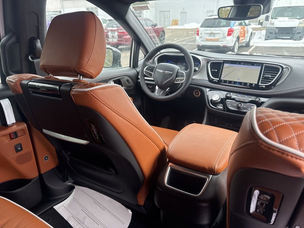 New 2026 Chrysler Pacifica Pinnacle image 49
