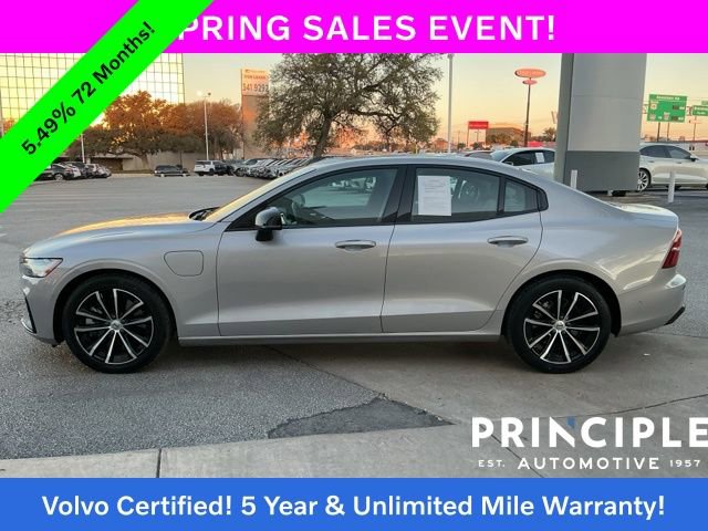 Certified 2025 Volvo S60 T8 Plus image 9