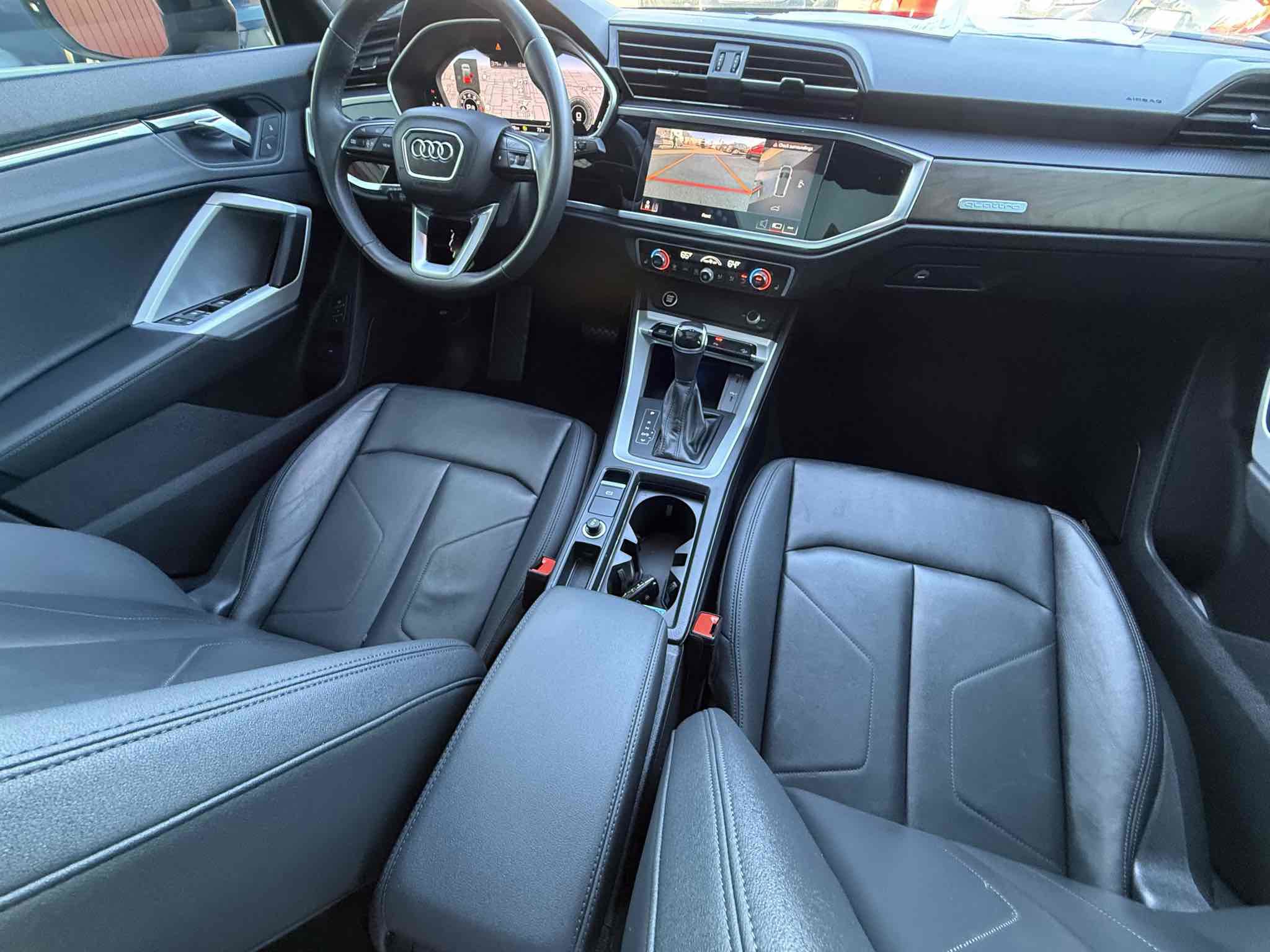 Used 2022 Audi Q3 2.0T Premium Plus w/ Premium Plus Package image 74