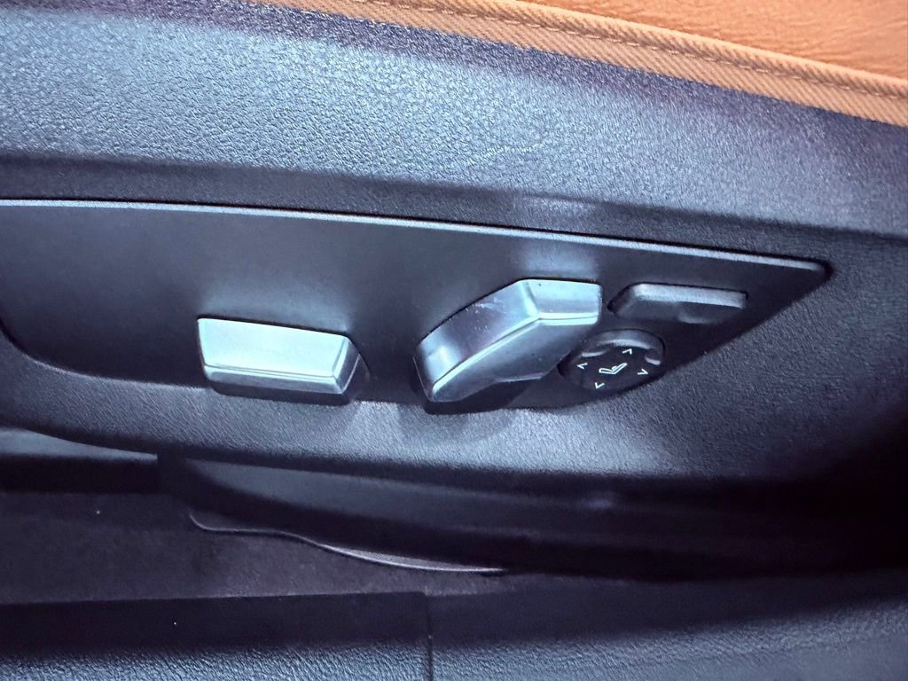 Used 2023 BMW 530i xDrive w/ M Sport Package image 20