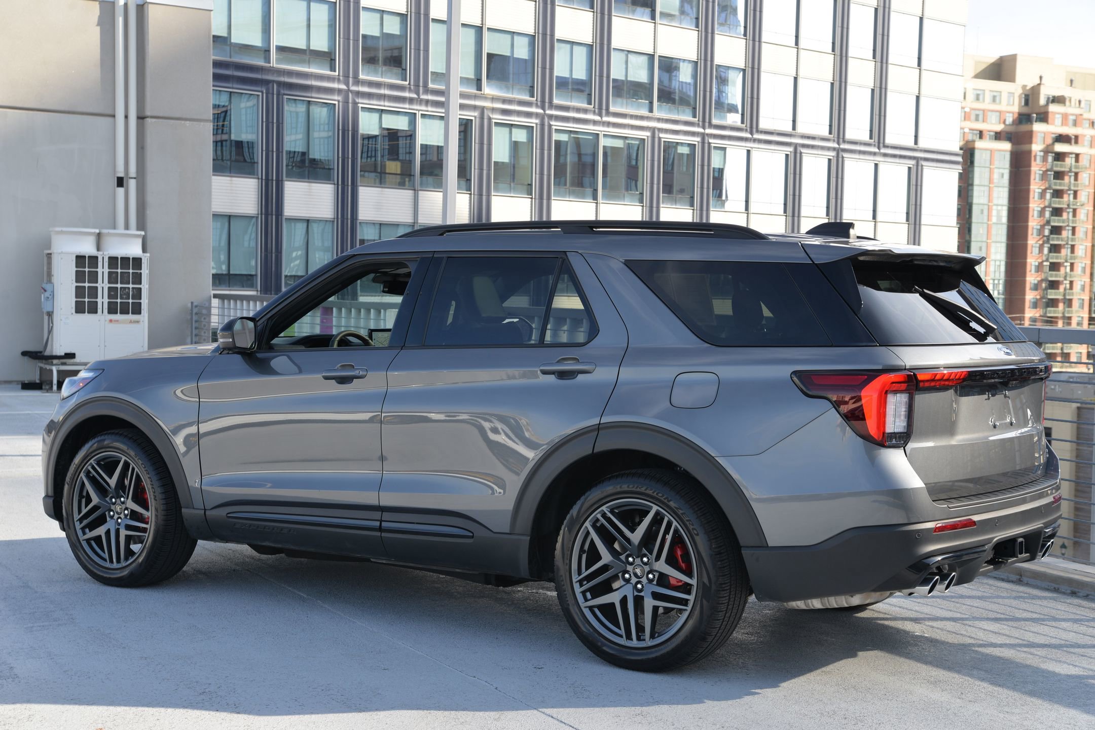 Used 2025 Ford Explorer ST w/ Sun And Sound Package image 3