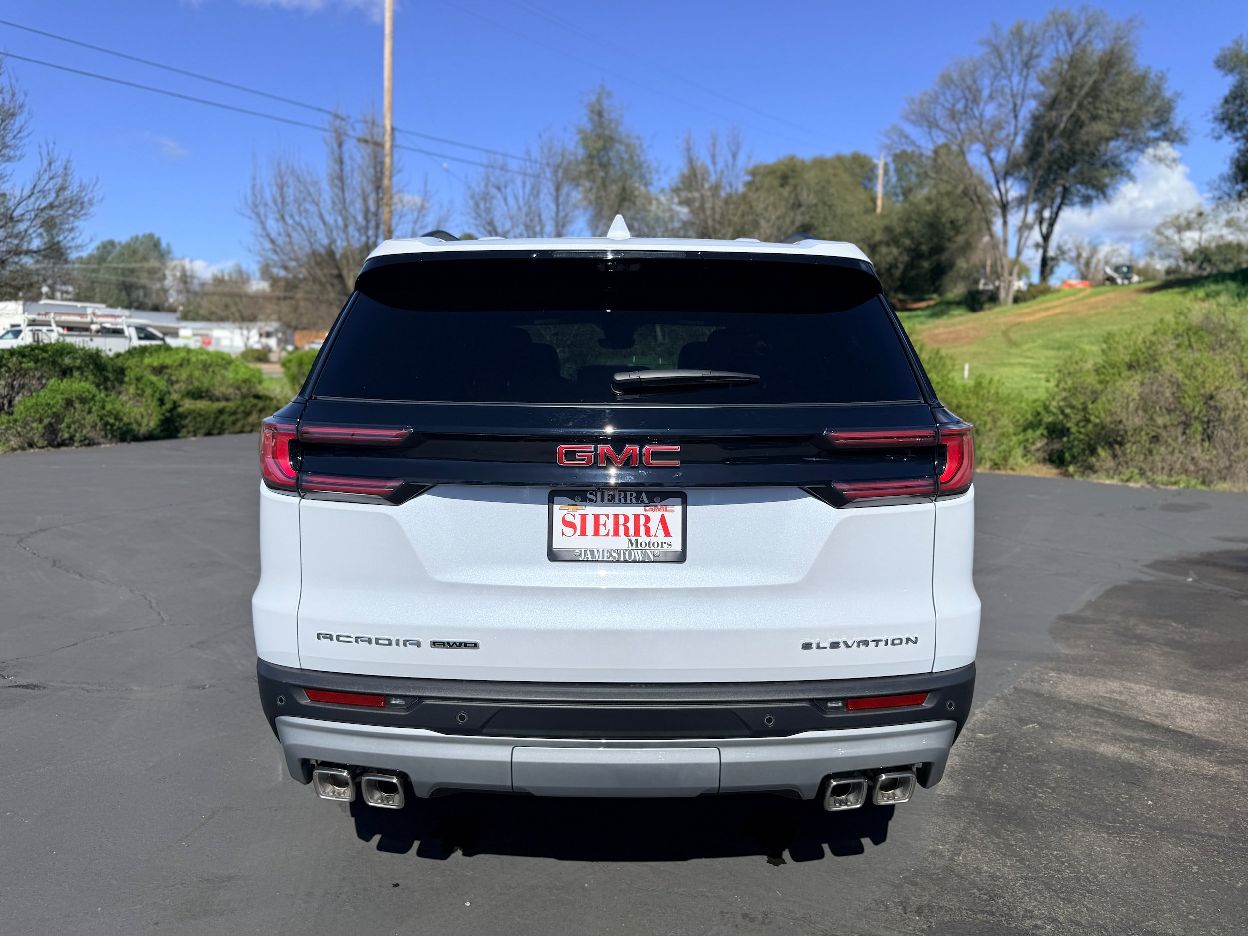 Used 2026 GMC Acadia Elevation w/ Elevation Premium Package AWD/4WD image 5