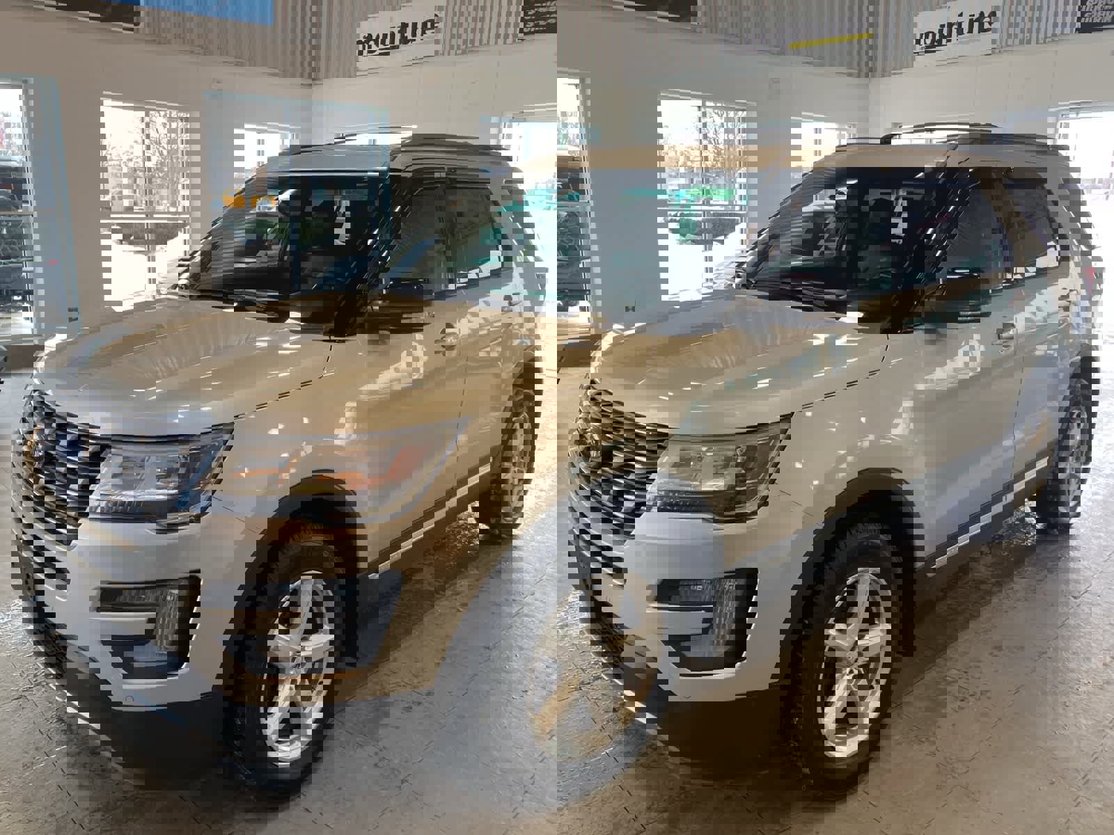 Used 2017 Ford Explorer XLT w/ Equipment Group 202A