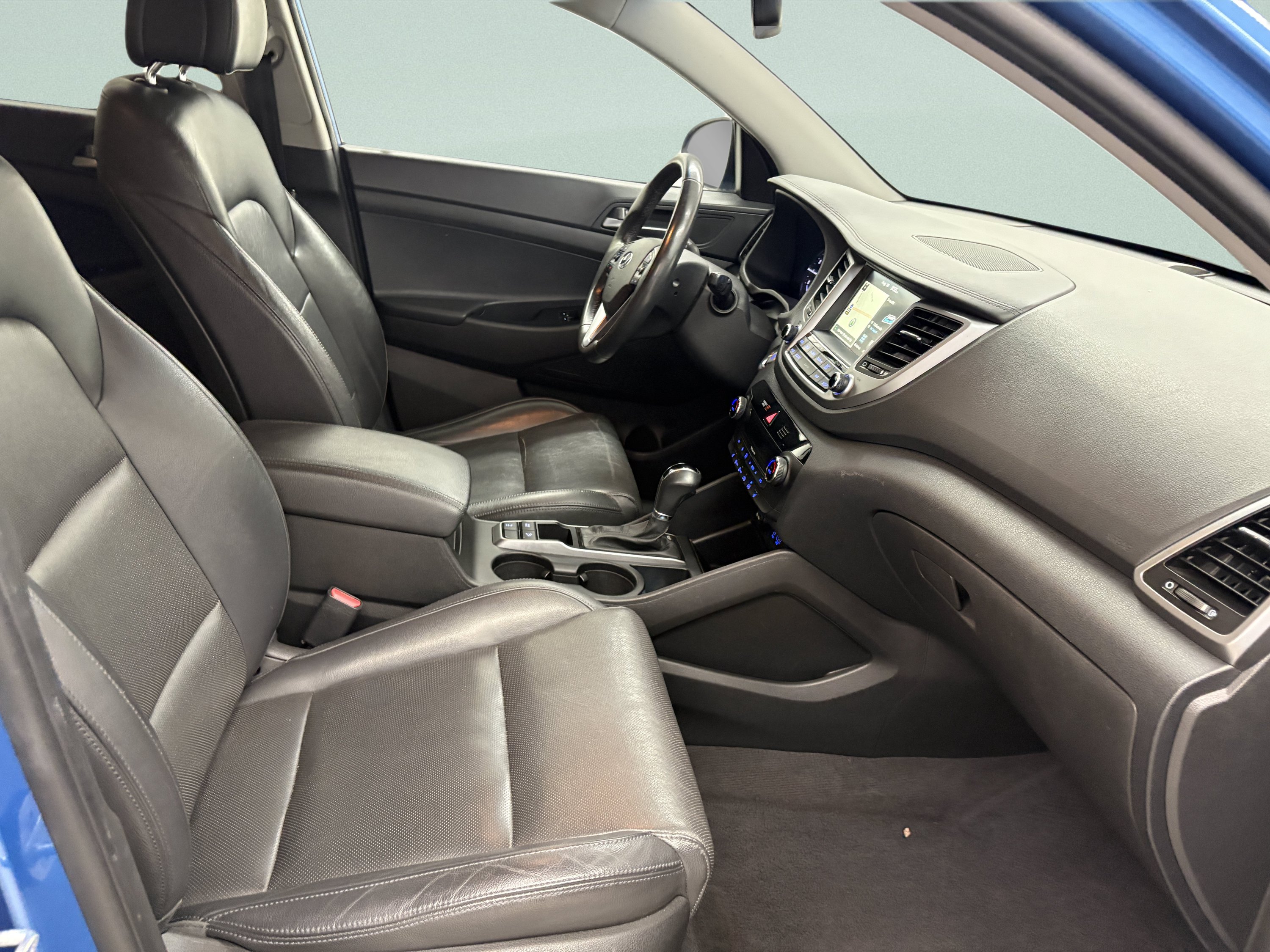 Used 2016 Hyundai Tucson Limited AWD/4WD image 23