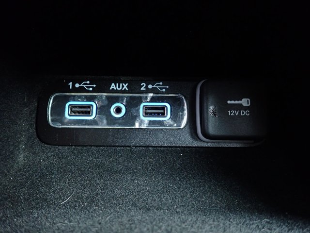 Used 2021 Jeep Grand Cherokee Limited w/ Quick Order Package 28K 80th AWD/4WD image 22