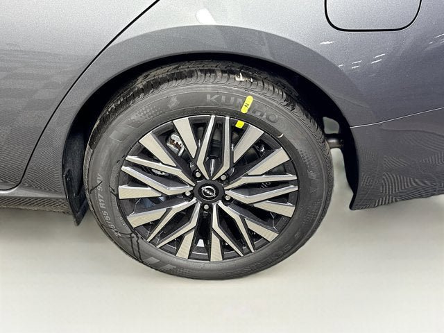 New 2026 Nissan Altima 2.5 SV FWD image 24