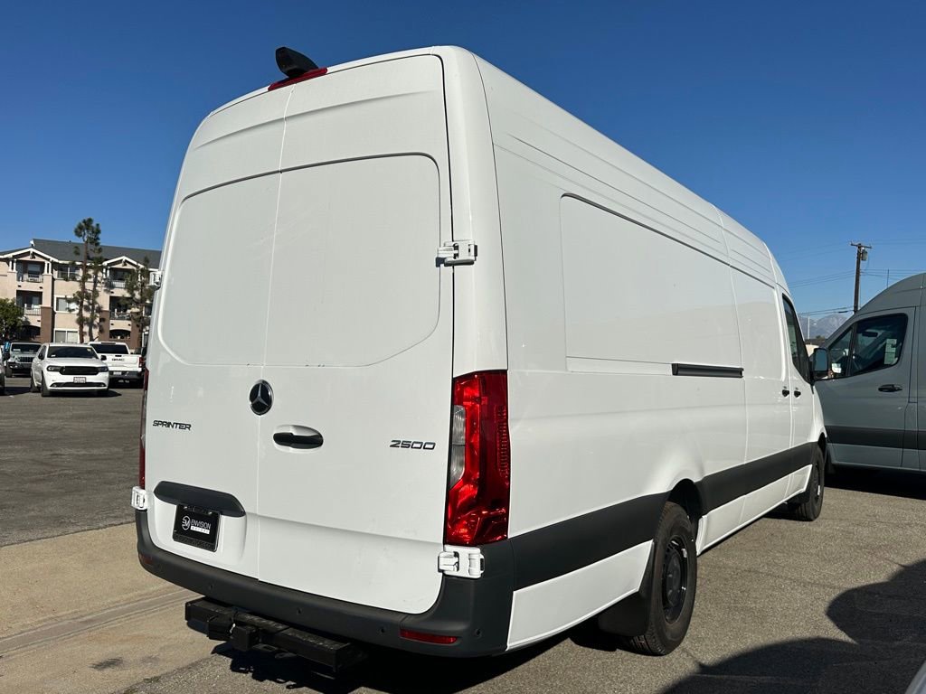 New 2025 Mercedes-Benz Sprinter 2500 image 7