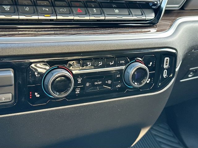 Used 2025 Chevrolet Silverado 2500 LT w/ Safety Package image 16