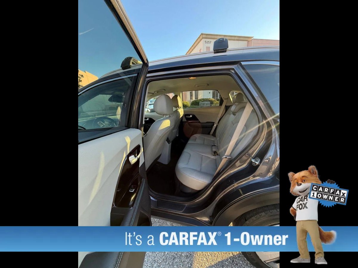 Used 2018 Kia Niro EX FWD image 20