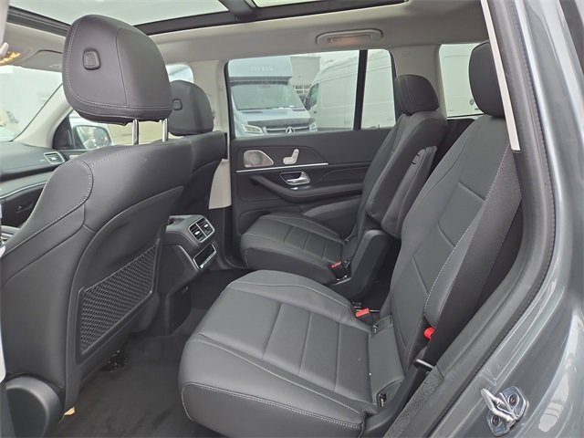New 2026 Mercedes-Benz GLS 450 4MATIC image 29