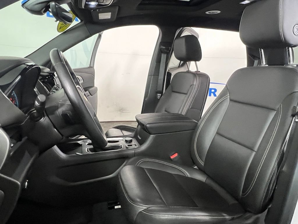 Certified 2023 Chevrolet Traverse LT w/ LT Premium Package AWD/4WD image 19