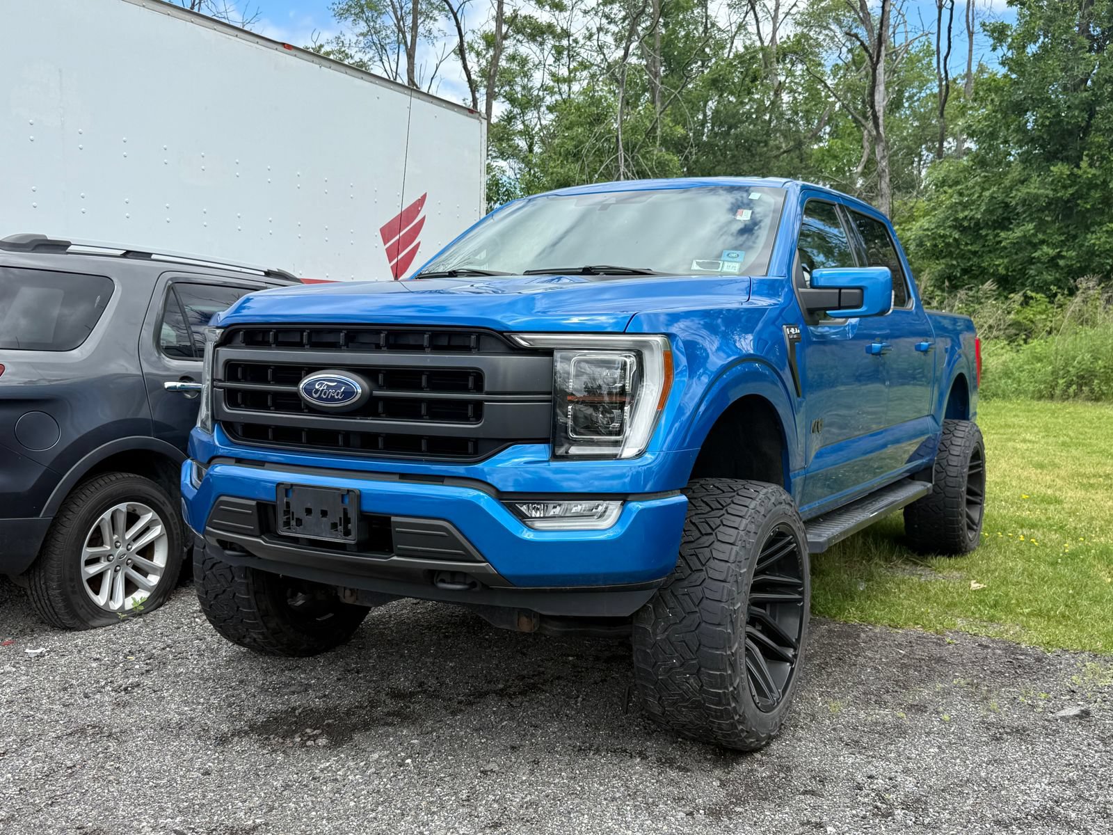 Used 2021 Ford F150 Lariat w/ Equipment Group 502A High AWD/4WD image 3