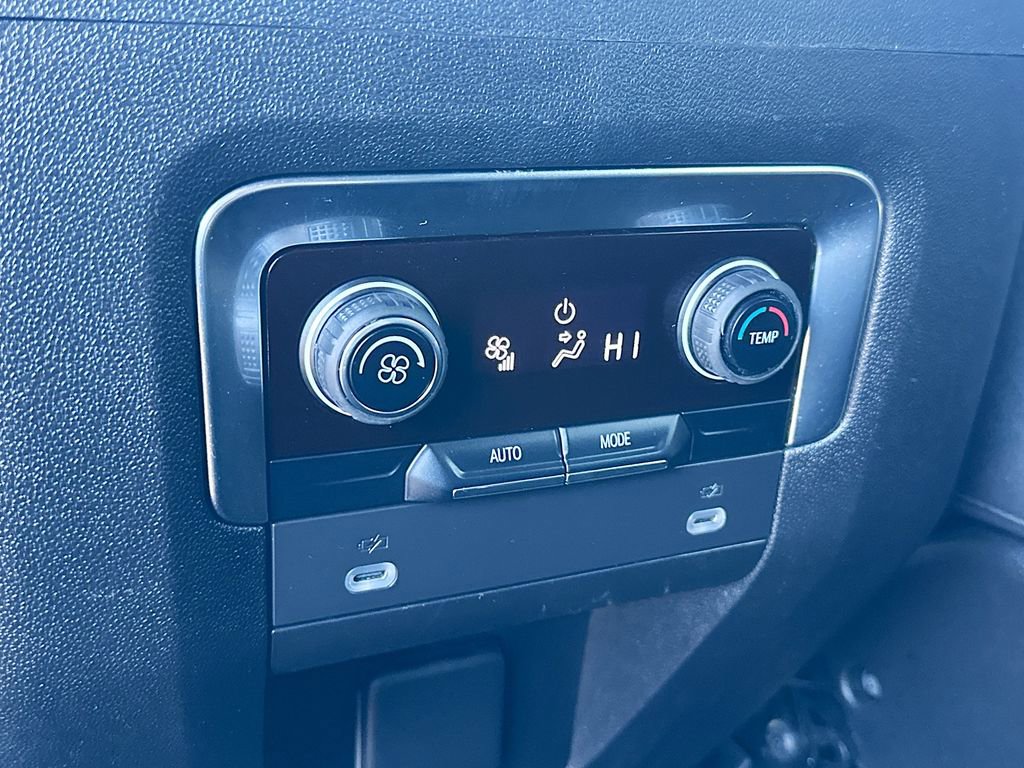 Certified 2024 Chevrolet Suburban LT image 25