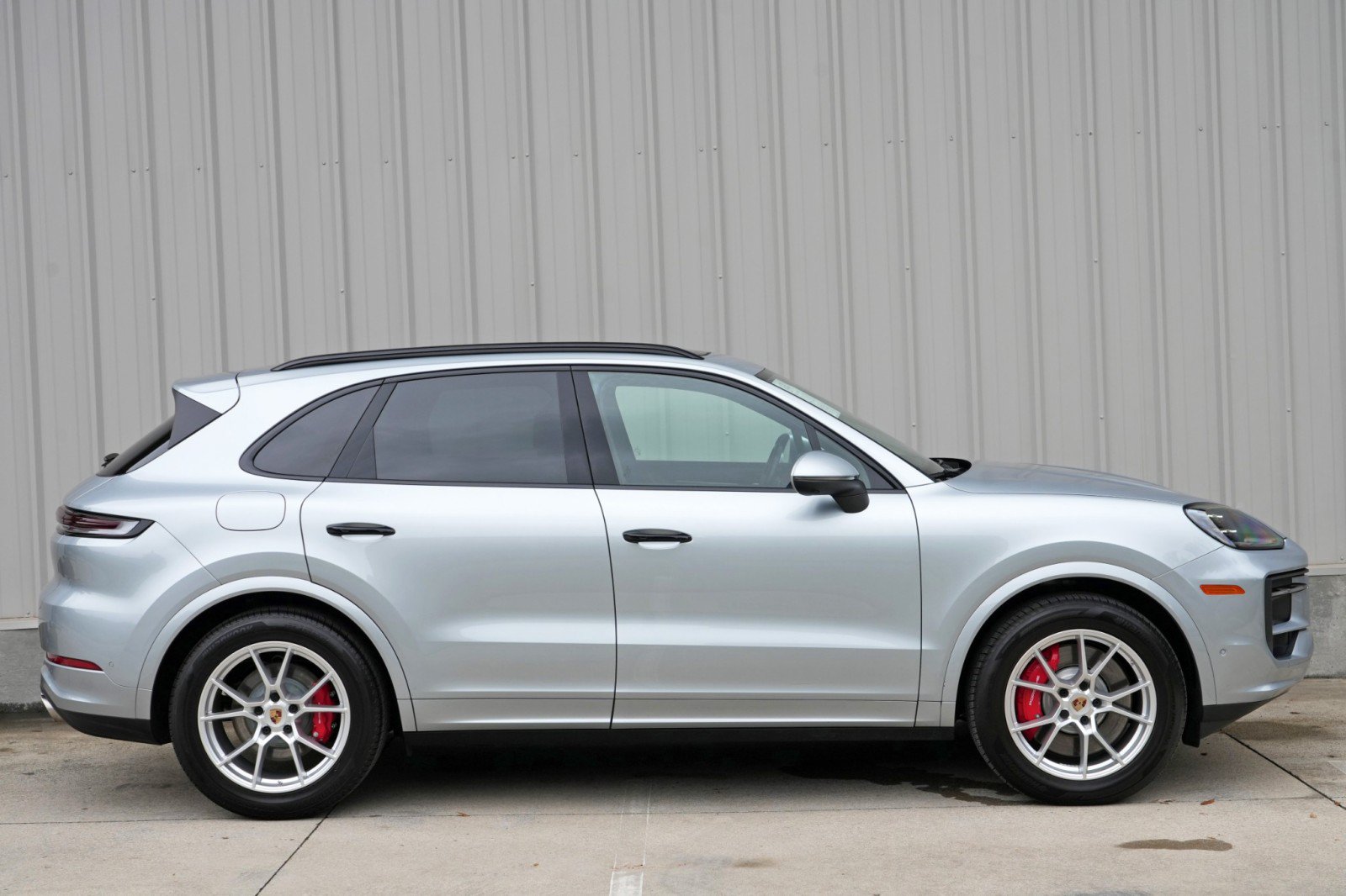Used 2025 Porsche Cayenne S AWD/4WD image 58