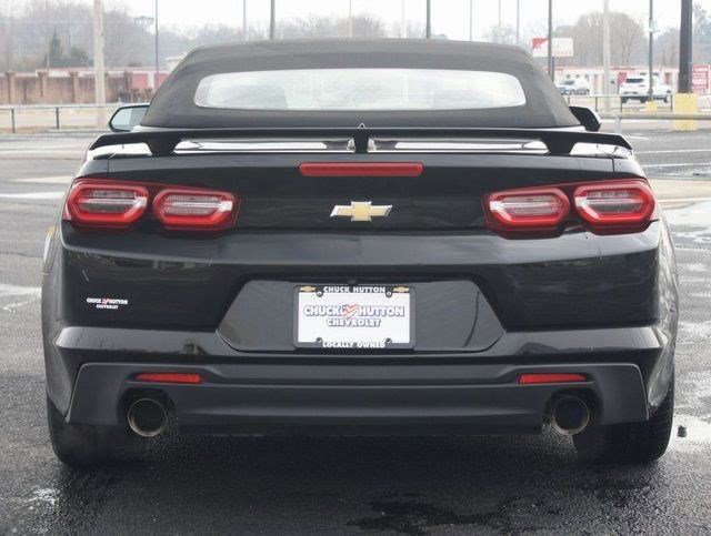Used 2023 Chevrolet Camaro LT image 3
