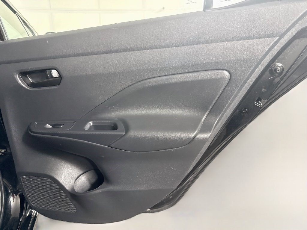 Used 2022 Nissan Versa S FWD image 26