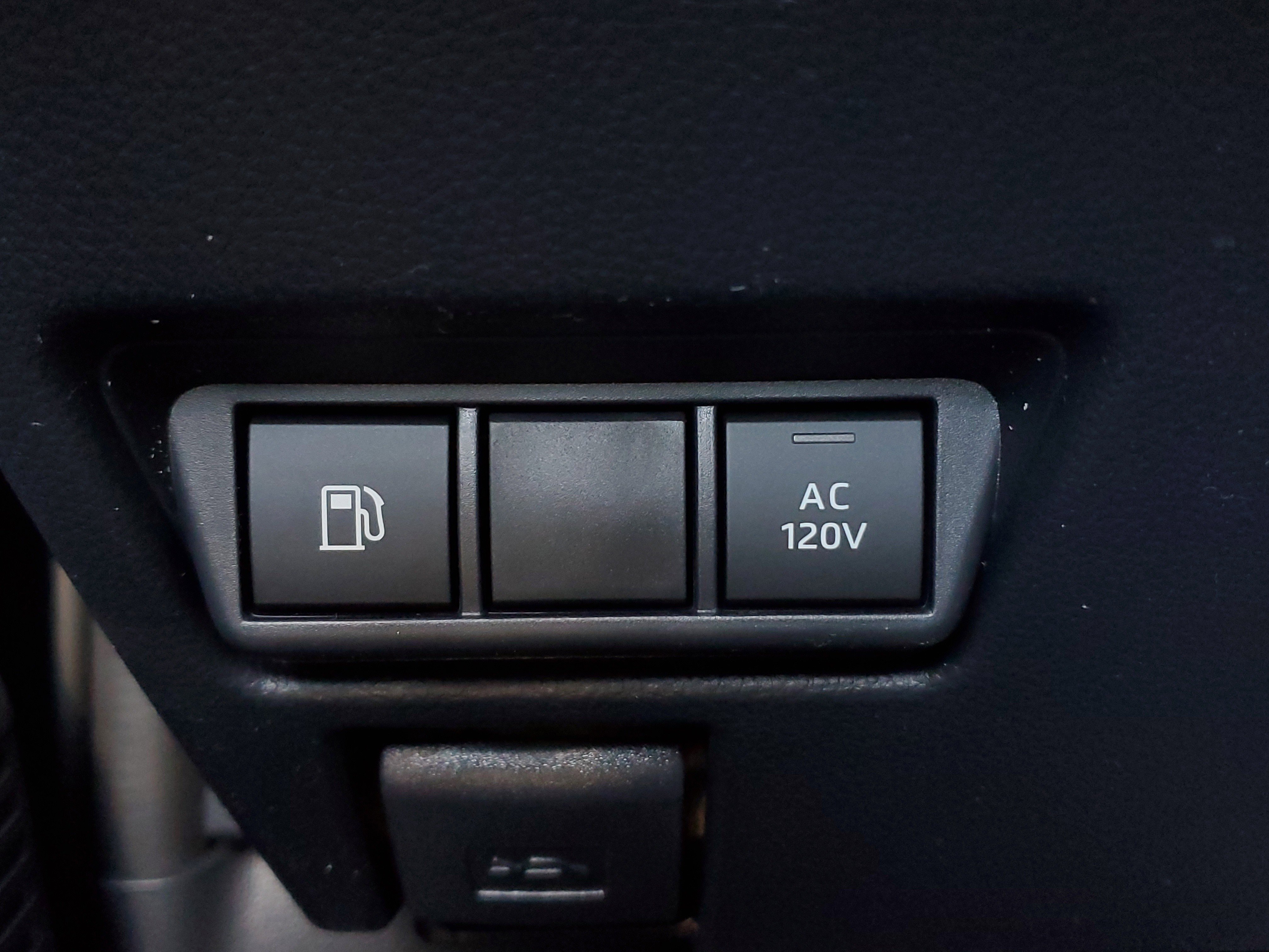 New 2026 Toyota Prius Plug-In Hybrid image 30