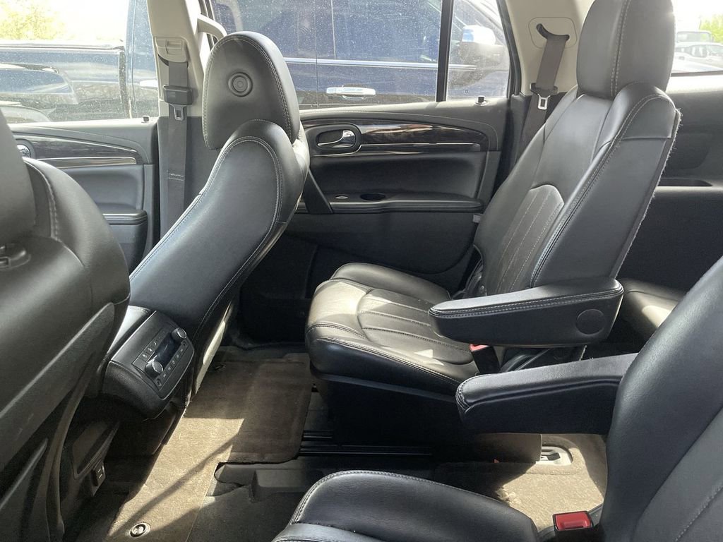 Used 2017 Buick Enclave Leather w/ Trailering Package image 5